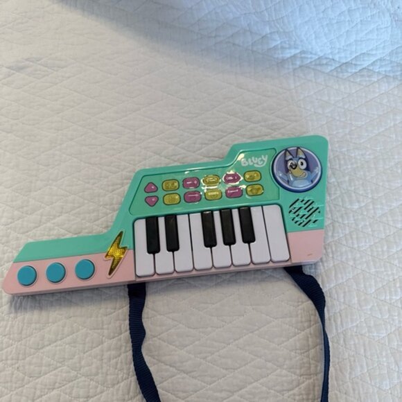 Colorful Musical Keyboard Guitar for Kids - Picture 8 of 10